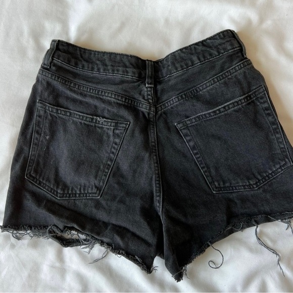 Distressed mom shorts from top shop! Never worn - Picture 2 of 2